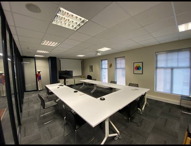 210M² OFFICE TO LET IN CAPE TOWN CITY CENTRE